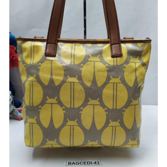 Fossil Key Per Yellow Coated Canvas Leather Trim Ladybug Printed Tote Bag - Picture 2 of 14